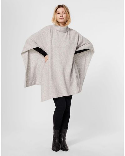 Vero Moda Knitted Poncho Cape Jumper With Roll Neck - Natural