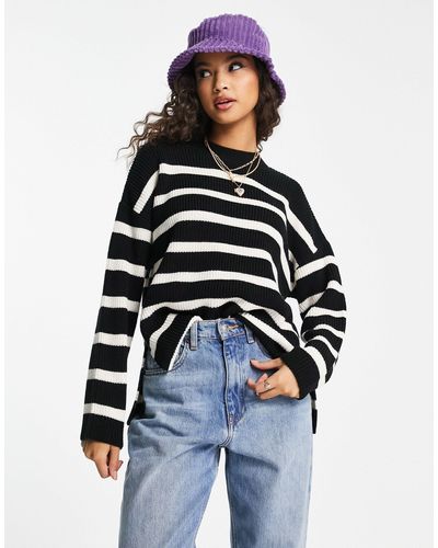 New Look Knitted Striped Crew Neck Sweater With Side Split Detail - Blue