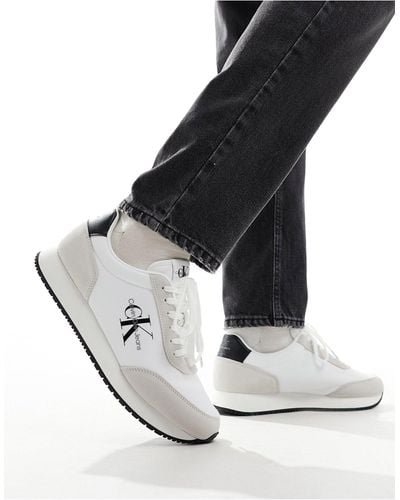 Calvin Klein Sneakers basse rétro stringate bianche stile runner - Bianco