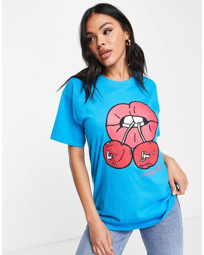 New Love Club T-shirt oversize con stampa di labbra e ciliegie - Blu