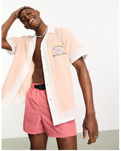 ASOS Ruimvallend Bowling Overhemd Met Reverskraag, Gestikte Vlakken En Borduursel Op - Roze