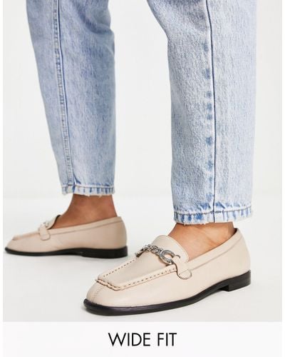 TOPSHOP Wide Fit Lola Leather Loafer With Chain Detail - Natural