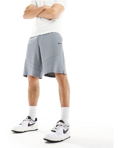Nike Basketball Icon 11in Swoosh Logo Shorts - Grey