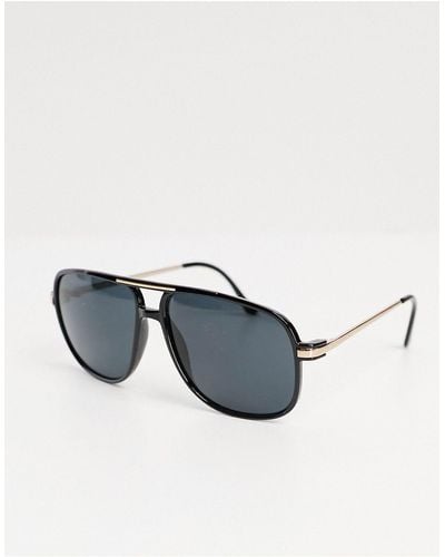 ASOS 70's Aviator Sunglasses With Smoke Lens And Gold Detail Frame - Black