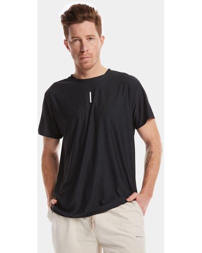 White/space Performance Short-Sleeve T-Shirt - Black