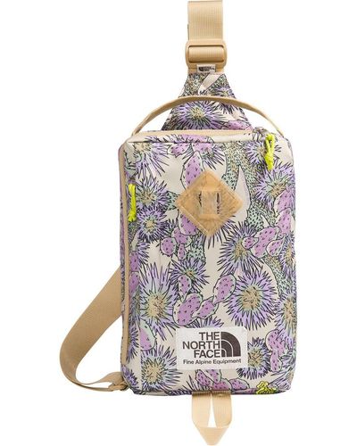 The North Face Berkeley Field Bag Mineral Cactus Camo Print - White