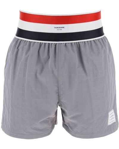 Thom Browne Nylon Bermuda Shorts Met Elastische Band In Rood - Grijs