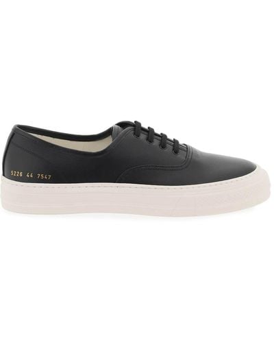 Common Projects Proyectos comunes zapatillas de cuero martilladas - Negro