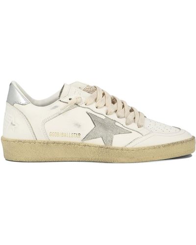 Golden Goose Zapatillas de deporte de "estrella de pelota" doradas - Blanco