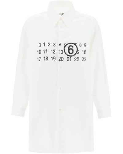 MM6 by Maison Martin Margiela Vestido de camisa con logotipo numérico - Blanco