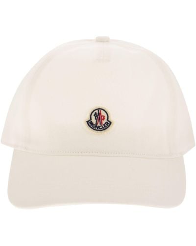 Moncler Baseball Cap Met Logo - Naturel