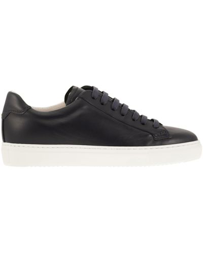 Doucal's Smooth Leather Sneakers - Black