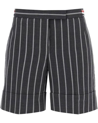 Thom Browne Shorts de couture à rayures - Gris