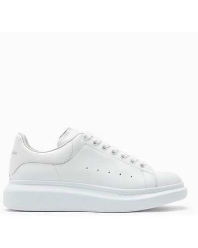 Alexander McQueen Alexander Mc Queen Men's White Oversize Sneakers - Blanco