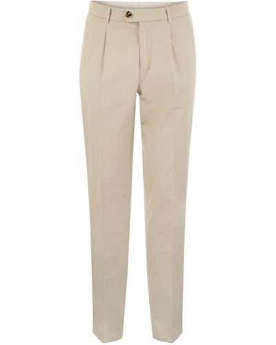 Brunello Cucinelli Guerra tinto di tempo libero pantaloni in cotone American Pima Comfort con pieghe - Neutro