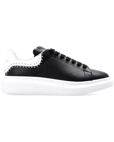 Alexander McQueen Bezaaid Oversized Sneakers - Zwart