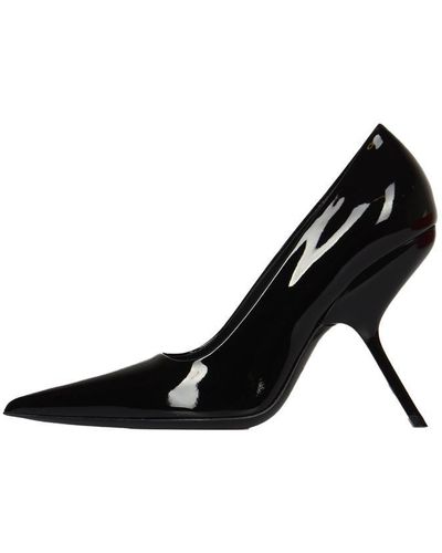 Ferragamo Glossy Court Shoes - Black
