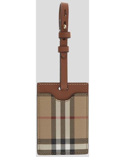Burberry Tag - Natural