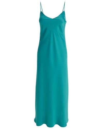 Plain Light Slip Dress With V Neckline - Blue