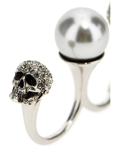 Alexander McQueen Antiqued Double Pearl Skull Ring - White