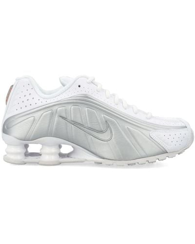 Nike Shox R4 Sneakers - White