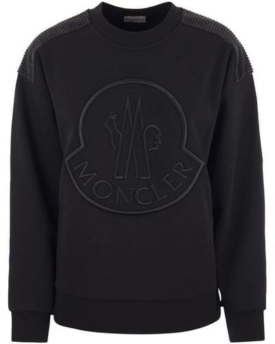 Moncler Sweatshirt With Embroidered Logo - Black