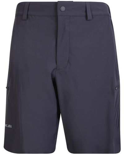 3 MONCLER GRENOBLE Shorts & Bermuda Shorts - Blue