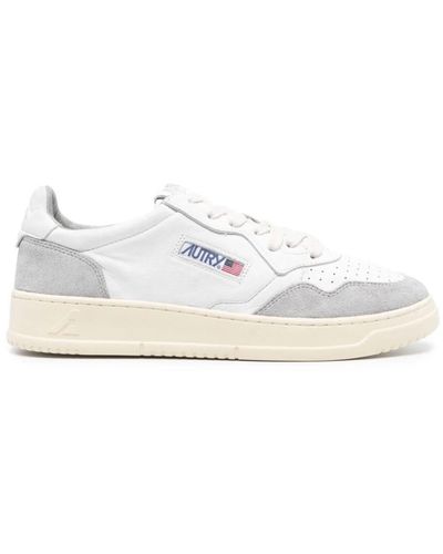Autry Medalist Low Trainers In Grey Suede And White Leather
