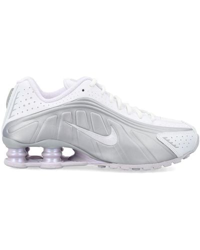 Nike W Shox R4 Sneakers - White