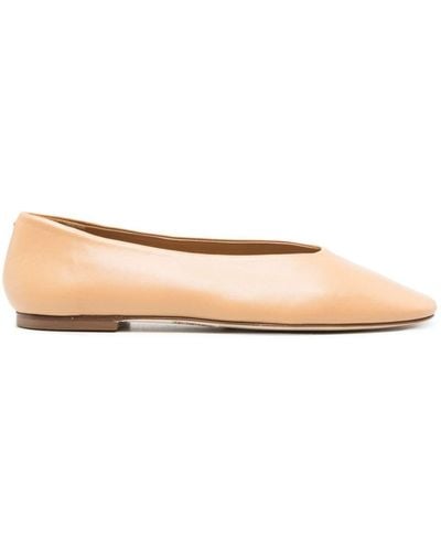 Aeyde Kirsten Nappa Leather Chai Shoes - Natural