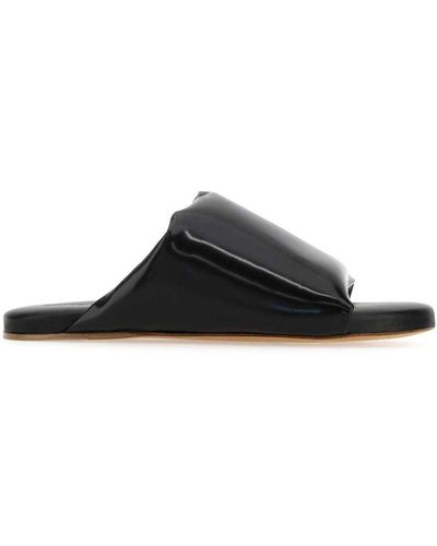 Bottega Veneta Cushion Leather Flat Sandals - Black