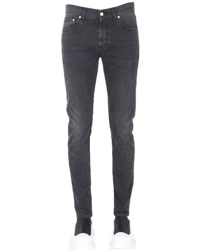 McQ Jeans With Embroidered Logo - Multicolour