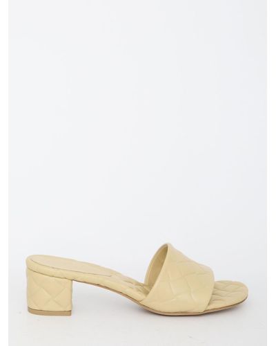 Bottega Veneta Amy Mules - Natural