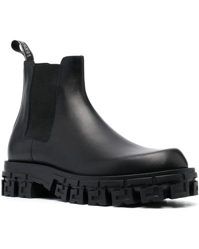 Versace 'greca Portico' Chelsea Boots - Black