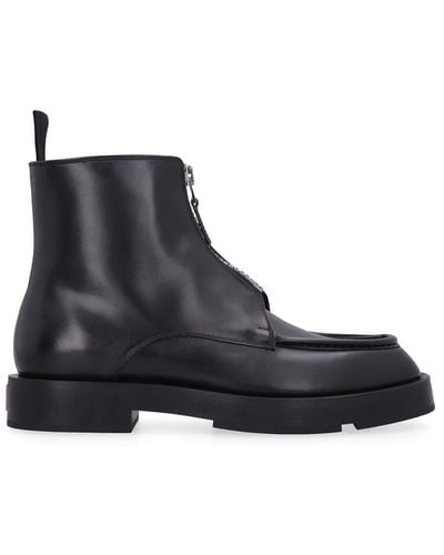 Givenchy Squared Leather Ankle Boots - Black