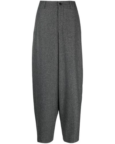 Closed Check-pattern Tapered Pants - Gray