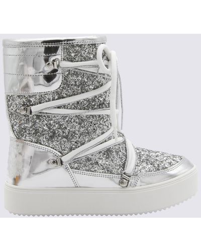 Chiara Ferragni Silver Glitter Flat Ankle Boots - Gray