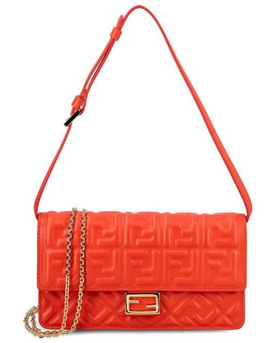 Fendi Logo Embossed Shoulder Bag - Red