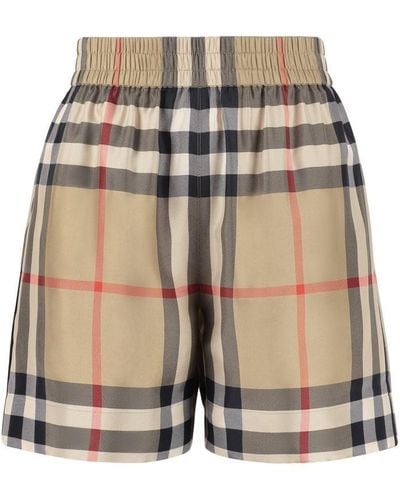 Burberry Checked Side Stripe Shorts, Designer code: 8040598, Luxury  Fashion Eshop
