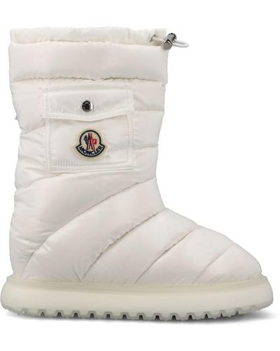 Moncler Logo Motif Patch Puffer Boots - White