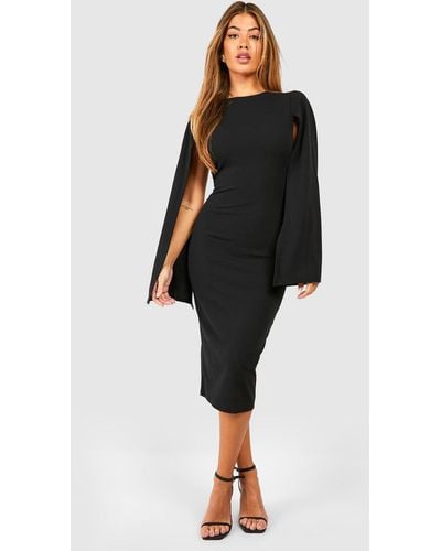 Boohoo Vestido Midi Ajustado Con Mangas De Capa - Negro