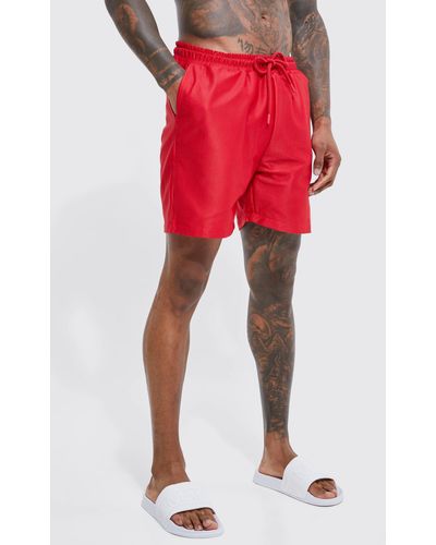 BoohooMAN Mid Length Plain Mesh Swim Shorts - Red