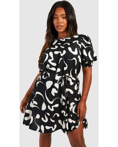Boohoo Plus Abstract Puff Sleeve Skater Dress - White
