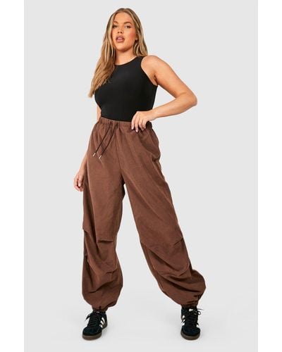 Boohoo Plus Relaxed Cuffed Cargo Trouser - Brown