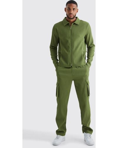 BoohooMAN Tall Hemd mit Reißverschluss & elastische Cargohose - Grün