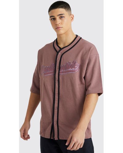 BoohooMAN Oversized Worldwide Baseball Shirt - Brown