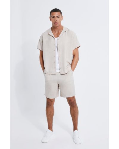 BoohooMAN Kastiges Leinen-Hemd und Shorts - Weiß