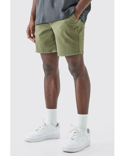 BoohooMAN Slim Fit Chino Shorts - Grün