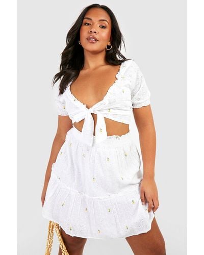 Boohoo Plus Broderie Tie Front Co-ord - White