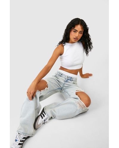 Boohoo Bleach Wash Super Distressed Relaxed Straight Leg Jeans - Blanco